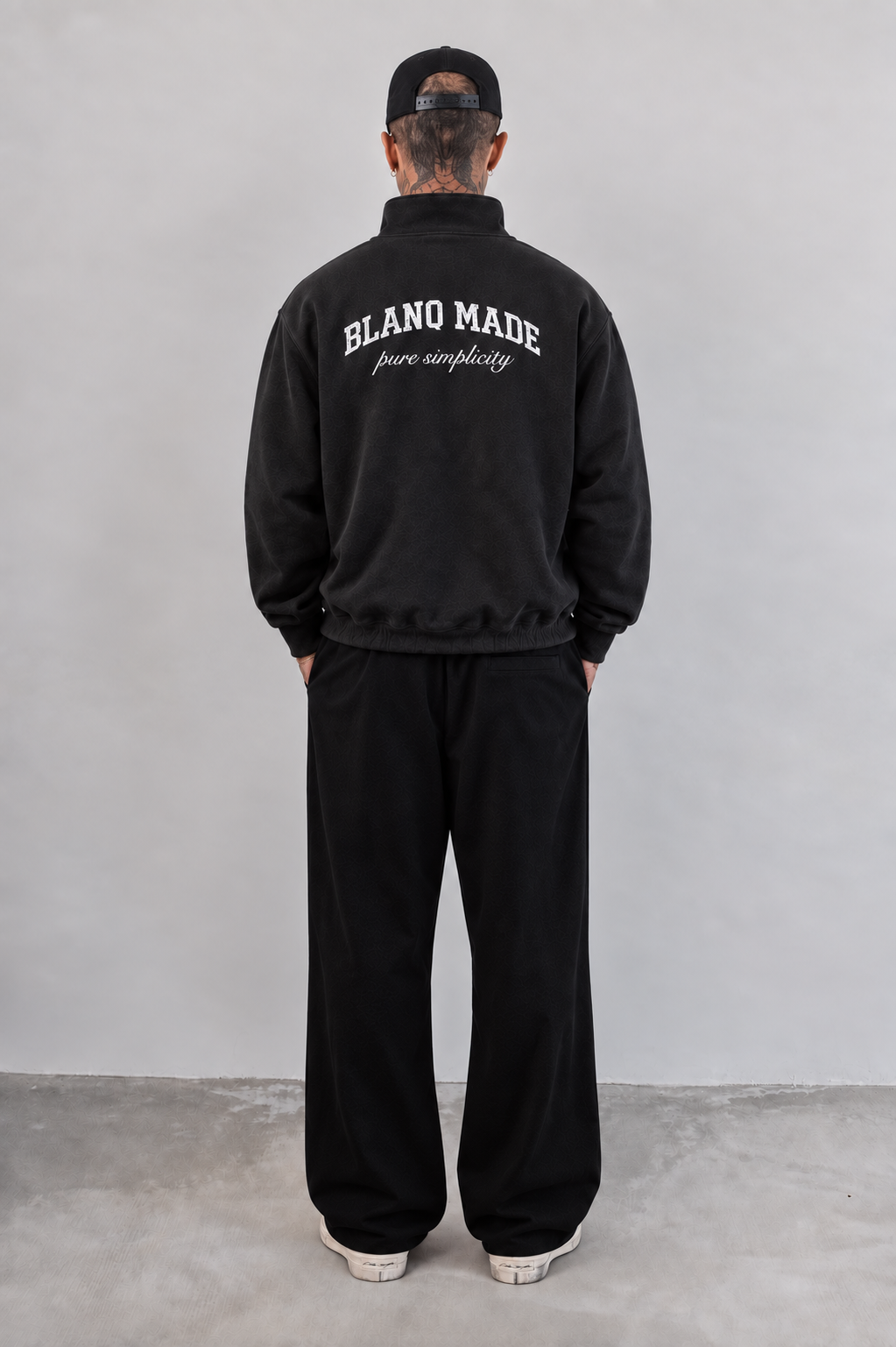 Boxy Halfzip Black